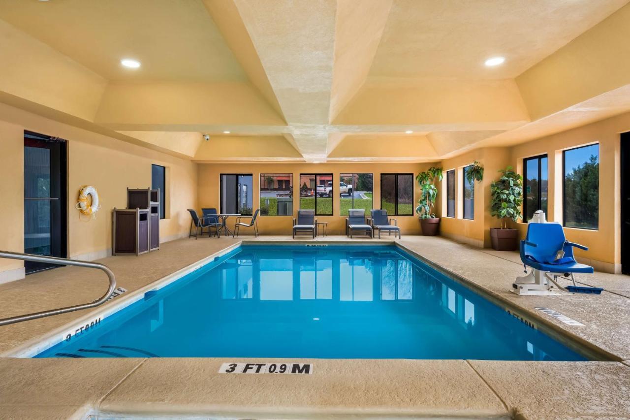 Best Western Bradbury Inn & Suites Perry Esterno foto