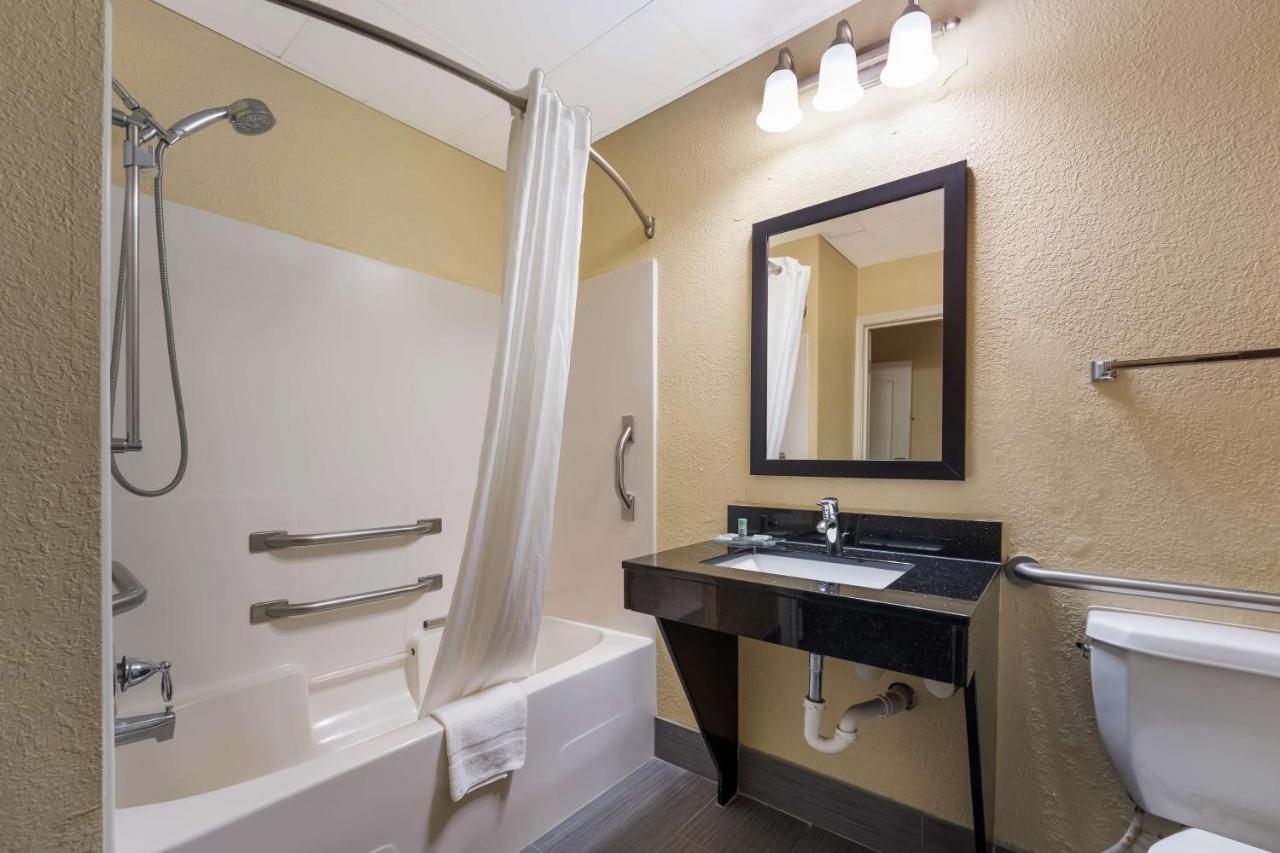 Best Western Bradbury Inn & Suites Perry Esterno foto
