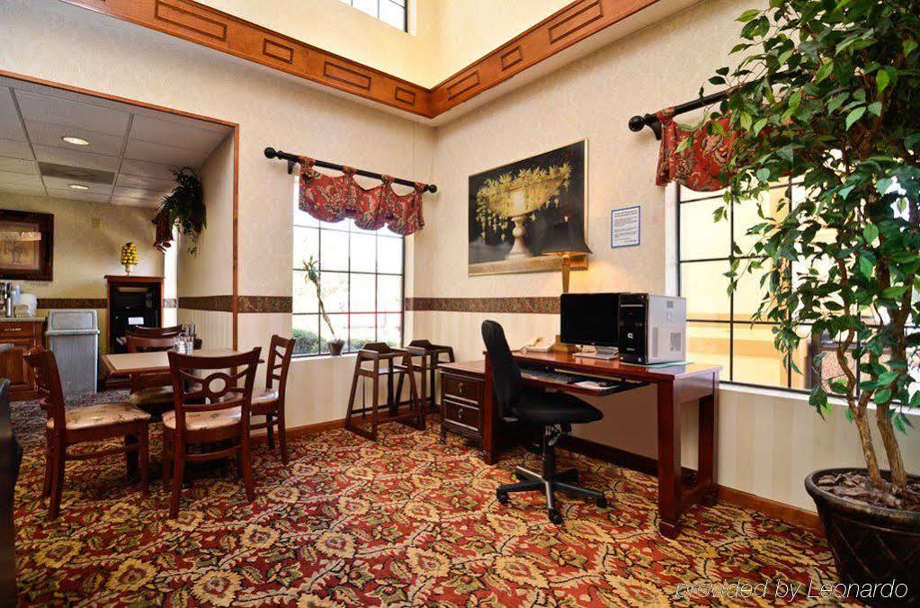 Best Western Bradbury Inn & Suites Perry Esterno foto