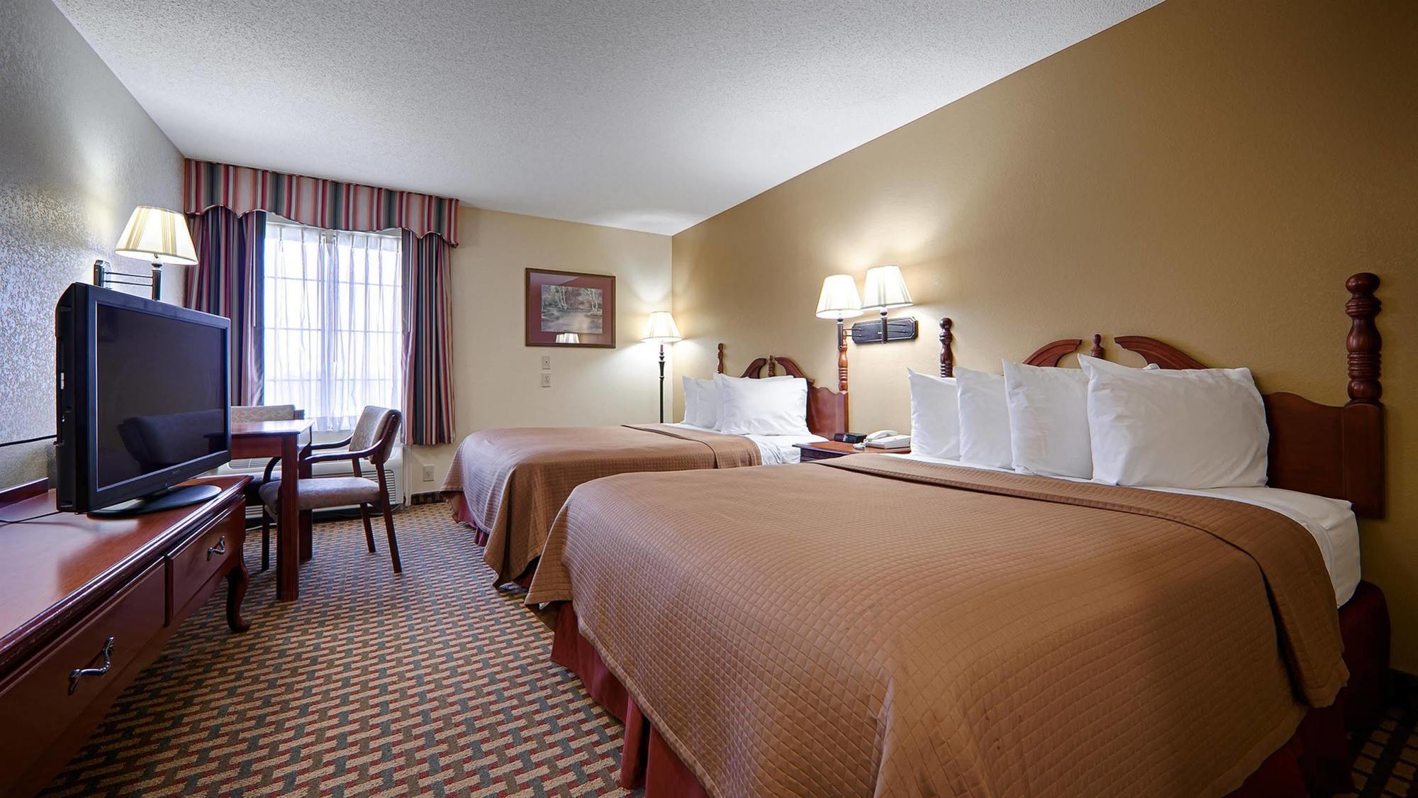 Best Western Bradbury Inn & Suites Perry Esterno foto