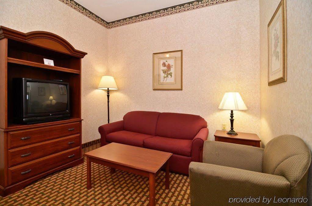 Best Western Bradbury Inn & Suites Perry Esterno foto