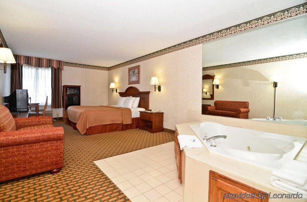 Best Western Bradbury Inn & Suites Perry Esterno foto