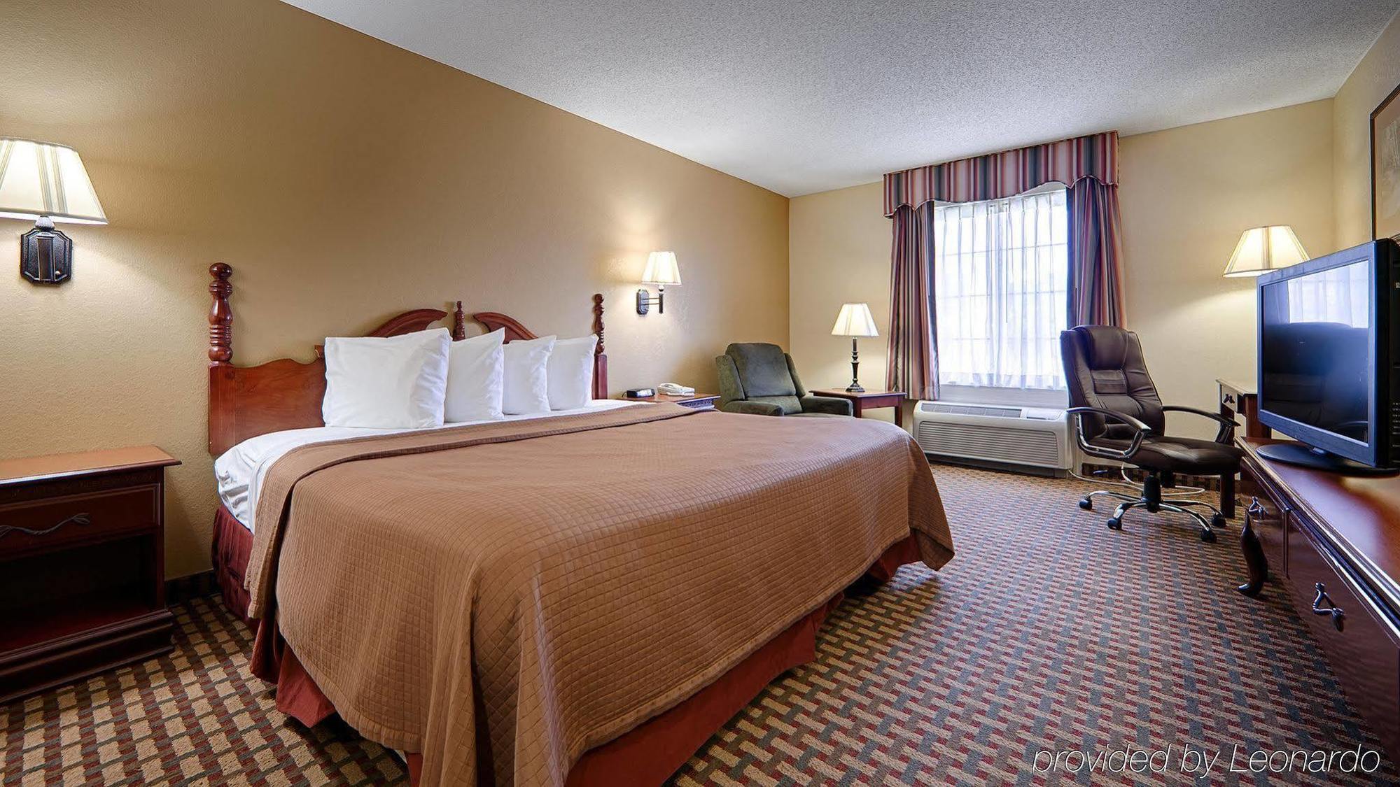 Best Western Bradbury Inn & Suites Perry Esterno foto