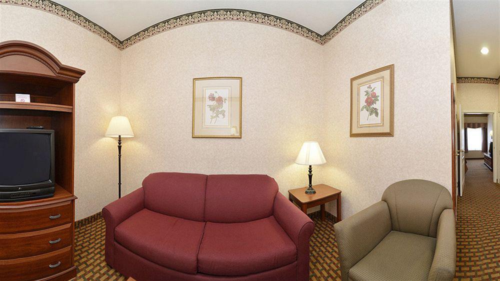 Best Western Bradbury Inn & Suites Perry Esterno foto